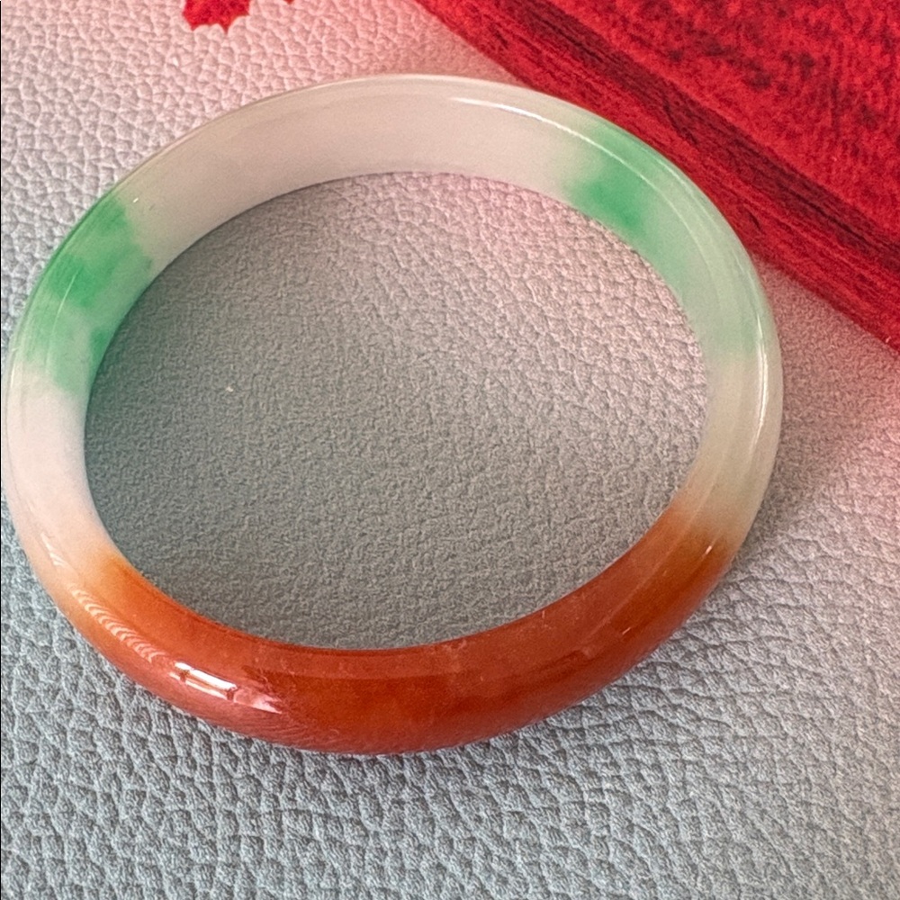 New Natural Solid Stone Green Bangle